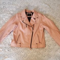 Brand New, Never Worn Harley Davidson Xl Woman's Blush Pink Riding Jacket. Bought Last Month And Realize I Will Not Wear Often, "Buyers Remorse". Includes Original Tags, Extra Snaps, Etc. Color Is A Soft, Warm Pink....Not Pastel Pink....More Like A Natural Blush Tone. Price Includes $50 Towards Shipping Which Is Cost To Anywhere East Of The Mississippi River. Cost Of Shipping West Of Mississippi River Is An Additional Cost To Buyer. Shipping To La, Ca Is An Additional $35. Pink Biker Jacket For Fall Workwear, Chic Pink Long Sleeve Biker Jacket, Pink Biker Jacket For Workwear, Pink Long Sleeve Biker Jacket For Work, Vintage Racing Jacket, Leather Riding Jacket, Harley Davidson Leather Jackets, Black Leather Motorcycle Jacket, Natural Blush