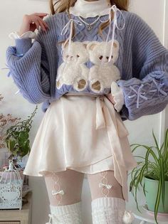 Sweaters With Skirts Outfit, Festival Outfit Ideas 2023, Cute Pastel Outfit, Teddy Outfit, Festival Outfit Ideas, Pastel Outfits, Dollette Coquette