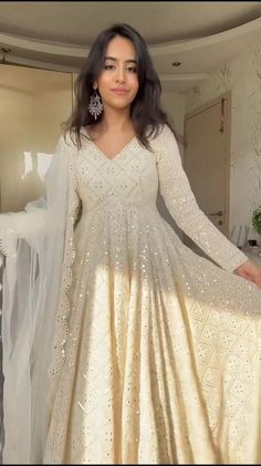 Long Anarkali Dress, Design Kurta, Simple Lehenga, Long Anarkali, Simple Frocks, Lehenga Designs Simple, Anarkali Dress Pattern, Traditional Indian Dress