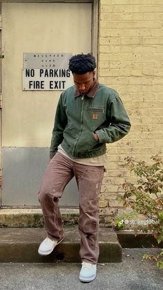 Jacket Green Outfit, African Reference, Carhartt Outfits, Vintage Carhartt Jacket, Old Man Fashion