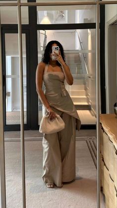 Modest Fashion Outfits, Professional Outfits, Mode Inspiration, Lookbook Outfits, Bella Hadid, Elegant Outfit, Modest Outfits