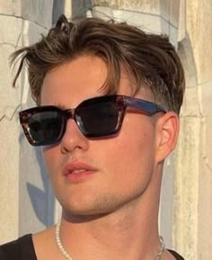 Men Hair Curtains, Curtain Mens Haircut, Men’s Haircuts Short Middle Part, Classic Taper Haircut Men, Modern Slick Back Hair Men, Male Undercut Hairstyles, Slick Back Hairstyles Men, Heart Face Haircut, Long Thick Hair Men