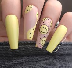 Hippie Nails, Long Acrylic Nails Coffin, Acrylic Nails Coffin Short, Short Acrylic Nails Designs, Pink Acrylic Nails, Yellow Nails, Fire Nails