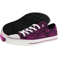 Skull Converse, Star Skull, Purple Skull, Skull Shoes, Converse Low, Womens Style, Kinds Of Shoes