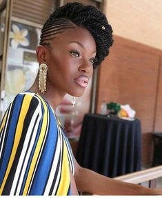 Twist Hairstyles Color, Senegalese Twist Hairstyles Color, Elegant Hairstyles For Black Women, Twist Mohawk, Twisted Hairstyles, Updo Ponytail, Havana Twists, Braids Natural, Protective Style Braids