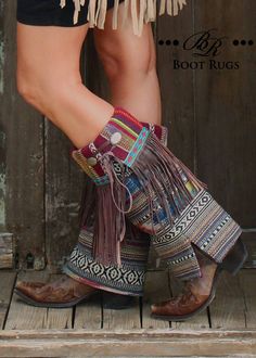 Boot Rugs, Bohemian Boots, Boots Diy, Comfy Boots, Boho Boots, Fringe Boots