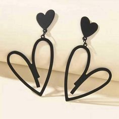 Nwt Black Heart Shaped Design Is Eye-Catching And Stylish. Versatile: Perfect For Both Casual And Formal Occasions. Lightweight: Made Of Lightweight Material, These Earrings Are Comfortable To Wear All Day Long. Gold Beats, Simple Ear Cuff, Black Heart Earrings, Clover Earrings, Wooden Hoop, Loop Earrings, Bow Earrings, Rhinestone Studs, Flower Earrings Studs