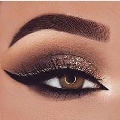 Makeup Party Night, Party Eye Makeup, Gold Eyeliner, Eye Makeup Pictures, Eye Makeup Designs