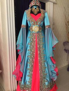 Arabian Nights Dress, Elven Dress, Armor Dress, Turkish Dress, Frock Fashion, Royal Dresses, Royal Outfits, Medieval Dress