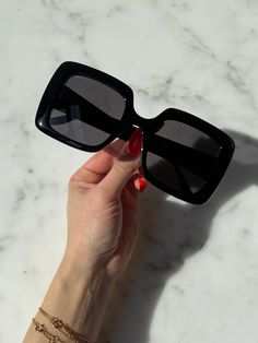 Brand new Gucci GG0896S 001 Black Square Sunglasses.Gold Gucci logos on temples.Dark grey lenses.Size 52-25-145.Comes with original case, cloth, and packaging.100% authentic.Retail price $435. Designer Black Sunglasses With Uva Protection, Luxury Black Polarized Sunglasses, Black Rectangular Sunglasses With Uv Protection, Luxury Black Tinted Sunglasses, Gucci Black Sunglasses With Uv Protection, Black Gucci Sunglasses With Anti-reflective Coating, Gucci Black Anti-reflective Sunglasses, Black Rectangular Gucci Sunglasses, Gucci Black Rectangular Sunglasses