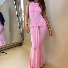 Size Small New Without Tags Baby Pink Tight Maxi Dress, Flowy Ruffle Dress, Anime Pregnant, Bishop Sleeve Dress, Tube Maxi Dresses, Cute Maxi Dress, Satin Dress Long, Bias Cut Dress, Pink Mermaid