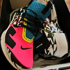 New In Box 10or 10.5 Fits More Like A 10.5men Modern Pink High-top Custom Sneakers, Box Color, Shoes Nike, Shoe Game, Mens Shoes Sneakers, Nike Shoes, Pink Blue, Men's Shoes, Shoes Sneakers