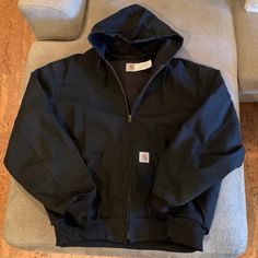 This Is A Brand New Vintage Carhartt Brand Duck Active Jacket Or Model Jr105 In Black. New And Never Worn, But The Tags Have Been Removed. Size Is 4xl. Made In Usa. Shell 100% Cotton. Body Lining 100% Polyester. Vintage Carhartt Hoodie, Black Zip Up, Black Carhartt Jacket Outfit, Men’s Jackets, Men Jacket Outfit, Vintage Carhartt Jacket Outfit, Guy Street Wear, Carhartt Jacket Outfit Men, Carhartt Mens Fashion