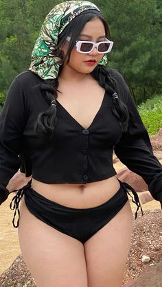 Swimsuits For Midsize, Busty Outfits Summer, Mid Size Bikinis Aesthetic, Chubby Beach Outfit, Beach Fits Plus Size, Beach Outfit For Chubby Ladies, Plus Zise, Diy Vetement