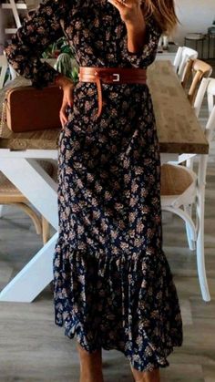 Black Floral Dress Fall, Boho Dresses Winter, Winter Symphony Outfit, Age Of Adeline Outfit, Fall Dress 2023, Long Fall Dresses With Boots, Boho Work Style, Soft Classic Autumn Outfits, 2023 Fall Dresses