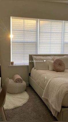 room decor, bedroom inspo, teen girl room, room ideas, room decor Bedroom Inspo Teen, Ideas Room Decor, Room Organisation, Modern Patio Furniture, Teen Girl Room, Ideas Room, Pinterest Room Decor, Cute Room Ideas