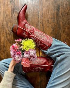 Meet The Annie, the best-selling cowgirl boot. Tall and timeless, a beautiful tonal stitching pattern adorns its 14” shaft, the top of which features a deep scallop for a comfortable, flattering fit. A fashion-forward snip toe leads the way and our signature toe stitching rounds out a classic look open to a wide range of styling possibilities. These premium boots are not to be missed and will age beautifully over time. DETAILS 14" shaft with seven-row tonal stitchingFashion-forward snip toeSigna Tecovas Annie, Tecovas Boots, Tall Cowgirl Boots, Womens Cowgirl Boots, Chunky Heel Boots, Cowgirl Boot, Chunky Heels Boots, Wrap Heels, Shoe Inspo