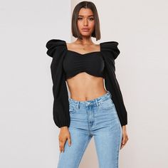 Style :: Long sleeveProcess: pleatingVersion type: Slim typeLength of clothing; super shortCollar type: square collarSleeve type: bubble sleevePopular elements: backless. exposed navelColor: black. apricotSize: S. M. L size bust Sleeve Length S 84 79 32 M 88 80 33 L 92 81 34 Fitted Off-shoulder Top With Elastic Sleeves, Fitted Solid Color Crop Top With Puff Sleeves, Trendy Puff Sleeve Crop Top For Night Out, Fitted Puff Sleeve Top With Balloon Sleeves, Fitted Balloon Sleeve Puff Sleeve Top, Trendy Solid Color Puff Sleeve Crop Top, Chic Stretch Blouse With Square Neck, Fitted Cropped Crop Top With Elastic Sleeves, Trendy Fitted Puff Sleeve Top For Party