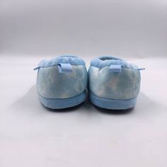 The perfect blend of comfort and style for your little one, these Toddler Bluey Cloud Slippers - Blue is great to relax or play while at home. These slippers are a delightful choice for young adventurers and bluey enthusiasts alike. It features a padded footbed and a textured sole to prevent slips. Comfortable Blue Slippers With Round Toe, Blue Round Toe Slippers, Blue Non-slip Slip-on Slippers, Comfortable Blue Indoor Slippers, Comfortable Soft Blue Slippers, Blue Comfy Slippers With Round Toe, Comfy Blue Slippers With Round Toe, Comfy Blue Round Toe Slippers, Casual Blue Flat Slippers