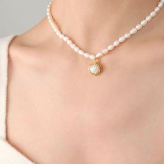 This 38cm freshwater baroque pearl necklace, with a 5cm extender, is designed as a chic choker to showcase French elegance. Perfectly accentuating the collarbone, it offers a touch of sophisticated charm. Luxury Pearl Pendant Choker As Gift, Luxury Pearl Pendant Choker, Luxury Adjustable Classic Pearl Necklace, Luxury Refined Pearl Necklace With Pearl Charm, Luxury Single Strand Baroque Necklace, Luxury Classic Beaded Necklace With Pearl Charm, Baroque Pearl Pendant, French Elegance, Unique Shapes