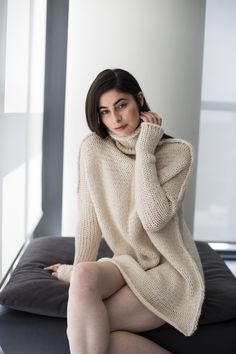 Alpaca   Chunky knit  Cream sweater. - RoseUniqueStyle Oversized Tunic Dress, Alpaca Clothing, Sustainable Knitwear, Alpaca Wool Sweater, Tall Sweater, Woman Sweater, Sweater Dress Oversized, Loose Fit Sweater, Oversized Sweater Women