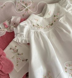 Frock Design Ideas, Embroidery Quotes, Quotes Embroidery, Baby Frock Design, Embroidery Abstract, Baby Dress Embroidery, Dress For Baby Girl