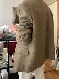 NEW STYLE Woolen suit coat slimming solid color new Korean double-sided cashmere coat British style high-end women's suit Size Shoulder Sleeve Length Bust Length unit: inch 16.14 22.83 39.37 27.56 Size Shoulder Sleeve Length Bust Length unit: cm 41 58 100 70 [CH23y 8m 29d] Solid Wool Coat With Pockets For Office, Khaki Fall Office Blazer, Khaki Office Blazer For Fall, Fall Office Khaki Blazer, Khaki Long Sleeve Wool Coat For Work, Khaki Winter Business Blazer, Winter Business Khaki Blazer, Beige Single Breasted Wool Coat For Office, Beige Single-breasted Wool Coat For Office