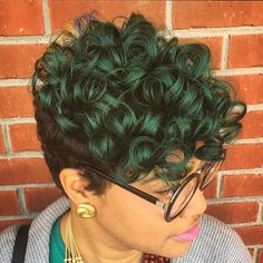 Long Weave Hairstyles, Short Weave Hairstyles, Dark Green Hair, Weave Hairstyles Braided, Curly Pixie Hairstyles, Dyed Curly Hair, Short Weave, Rainbow Hair Color, Curly Weave Hairstyles