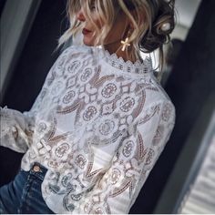 New With Tags Beautiful Lace Top With High Mock Neckline And Ruffle Scalloped Elastic Sleeves. Lace Top Long Sleeve, Looks Style, White Blouse, Lace Blouse, Street Styles, Lace Tops, Long Sleeve Lace, Look Fashion, White Shirt