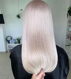 Mother of Pearl Hair Color Formulas | Wella Professionals Wella Pearl Blonde Toner, Platinum Pearl Hair, Pearl Toned Blonde Hair, Pearl Color Hair, Pearl Grey Hair, Pearl Platinum Blonde Hair, Pearl Hair Color Blondes