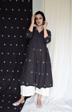 Pleated Culottes, Anarkali Dress Pattern, Simple Kurta Designs, Designer Kurti Patterns, Simple Kurti Designs, Kurti Designs Latest