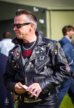 Rocker Biker Rocker Style, Urban Bike Style, Leather Fashion Men, Punk Boy, Biker Wear, Leather Photo, Bike Wear