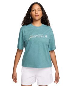 in stock Blusas T Shirts, Nike Sportswear Women, Womens Athletic Outfits, Women Lifestyle, Casual Design, Athletic Apparel, Sportswear Women, Plus Size Swimwear, Nike Shirts