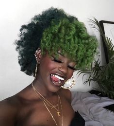 Green Curly Hair, Jane Lane, Dark Green Hair, Natural Girl, Hair Twist, Dyed Hair Inspiration, Twist Styles, Dyed Natural Hair, Hair Guide