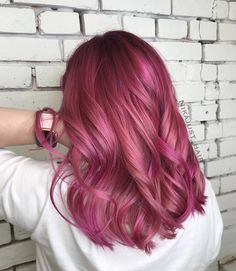 Light And Dark Pink Hair, Raspberry Pink Hair, Shades Of Pink Hair, Raspberry Hair Color, Raspberry Hair, Bubblegum Pink Hair, Dark Pink Hair, Garnier Hair Color, Copper Red Hair