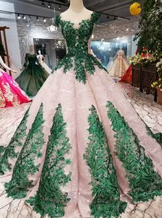 Champagne Ball Gown, Baju Kahwin, Mode Ulzzang, Green Wedding Dresses, Pink Ball Gown, Robes D'occasion, Wedding Dress Cap Sleeves, Champagne Party, Dresses Ball Gown