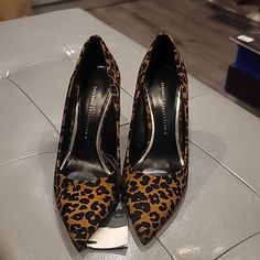 Zara Leopard Print Pump. Zara Brown Heels For Formal Occasions, Zara Brown Formal Heels, Trendy Brown Zara Heels, Zara Brown Heels For Fall, Zara Brown Closed Toe Heels, Zara Brown Heels For Party, Zara Brown Party Heels, Stilleto Heels Pumps, Blue Shoes Women