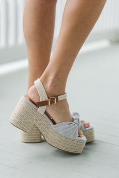 These espadrille heels are so cute! We love that knotted detail on top and the adjustable ankle straps. These chunky, platform heels are perfect for pairing with summer dresses. Espadrille Heels, Chunky Platform Heels, Mint Julep Boutique, Mint Julep, Chunky Platform, Ankle Straps, Personal Marketing, Platform Heels, So Cute