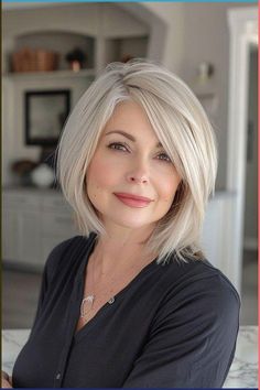 Explore over 20 age-defying hairstyles for black women over 50, showcasing styles that celebrate texture and timeless beauty. Summer Hair Trends, Hair Over 50, Choppy Bob Hairstyles, Strawberry Blonde Hair, Trending Hairstyles, Summer Hair Color, Brunette Hair Color, White Hair, Gorgeous Hair