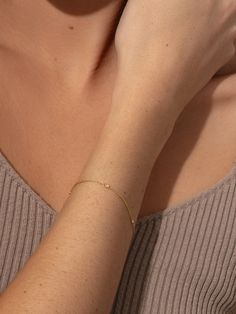 Keep things dainty and simple with our Dainty Diamond Vermeil Bracelet. Crafted with 18k gold over sterling silver and four real, slightly included round-cut diamonds, this gold bracelet is perfect for everyday wear. To recreate Kristin’s look, pair this dainty chain bracelet with our Simple Life Vermeil Ring. Uncommon James, Dainty Chain, Vermeil Jewelry, Black Gift Boxes, Dainty Bracelets, Simple Life, Jewelry Pouch, Round Cut Diamond, Womens Jewelry Bracelets