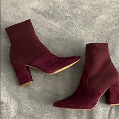 Brand New Fall Synthetic Ankle-high Booties, Synthetic Ankle-high Booties For Fall, Synthetic Boots With 4-inch Heel For Fall, Fall Synthetic Medium Width Booties, Medium Width Synthetic Booties For Fall, Fall High Heel Synthetic Booties, Fall Synthetic High Heel Booties, Fall Ankle-high Stacked Heel Shoes, 4-inch Heel Round Toe Heels For Fall