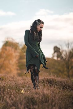 Fairy Grunge Long Sleeve Dresses For Spring, Spring Fairy Grunge Long Sleeve Dresses, Green Lagenlook Dress For Fall, Faerie Clothes, Pixie Clothing, Elven Clothing, Elf Dress, Elven Dress, Pixie Outfit