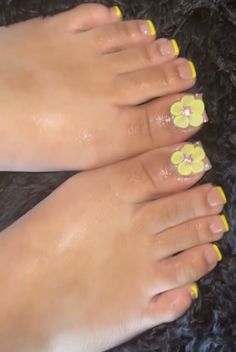 Foot Nail Art, Easy Toe Nail Designs, Foot Nail, Pedicure Nail Designs, Acrylic Toes, Acrylic Toe Nails