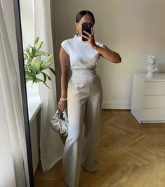 Jennifer Lopez Wedding Planner Outfits, Business Casual Outfits For Women Winter, Clinical Outfits, Real Estate Outfits For Women, Young Professional Outfits Casual, Businesses Casual, Comfortable Work Outfit, Baby Shower Guest Outfit, Headshot Outfit