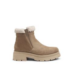 Felline Boots | Women’s Suede Boots | Italian Shearling Boots - Italeau Cozy Slippers Boots, Shearling Boots Woman, Apres Ski Style, Boots Woman, Ski Fashion, Shearling Boots, Slippers Cozy, Apres Ski, Boots Women