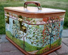 Suitcase Upcycle, Suitcase Art, Suitcase Diy