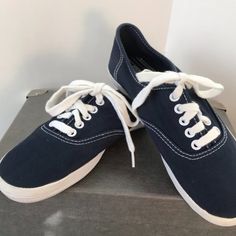 City Sneaks Navy Canvas With White Laces, Arch Support, Cushioned Foot-Bed. Pre-Owned In Like New Condition. Price Is Stable Navy Non-slip Low-top Sneakers, Blue Cotton Slip-on Sneakers, Casual Navy Non-slip Sneakers, Blue Low-top Canvas Shoes For School, Navy Sneakers, Foot Bed, Arch Support, White Lace, Kids Shoes