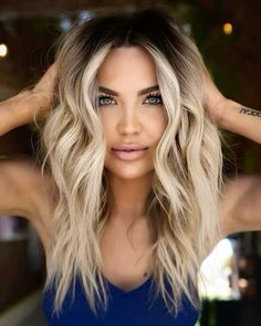 Platinový Blond, Fall Blonde Hair, Dark Roots Blonde Hair, Blonde Hair Looks, Long Blonde, Haircuts For Long Hair, Hair Inspiration Color