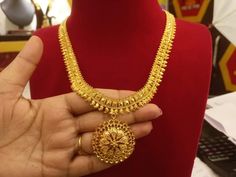 Mantasha Gold Design, Wedding Gold, Gold Wedding Jewelry, Gold Jewelry Simple, Jewelry Simple, Diamond Design, Simple Jewelry, Jewellery Collection, Gold Design