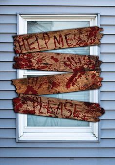 Halloween Window Decorating Ideas 2022 Haunted School, Haunted Trail Ideas, Zombie Decorations, Halloween Projector, Window Boards, Diy Haunted House Props, The Zombies